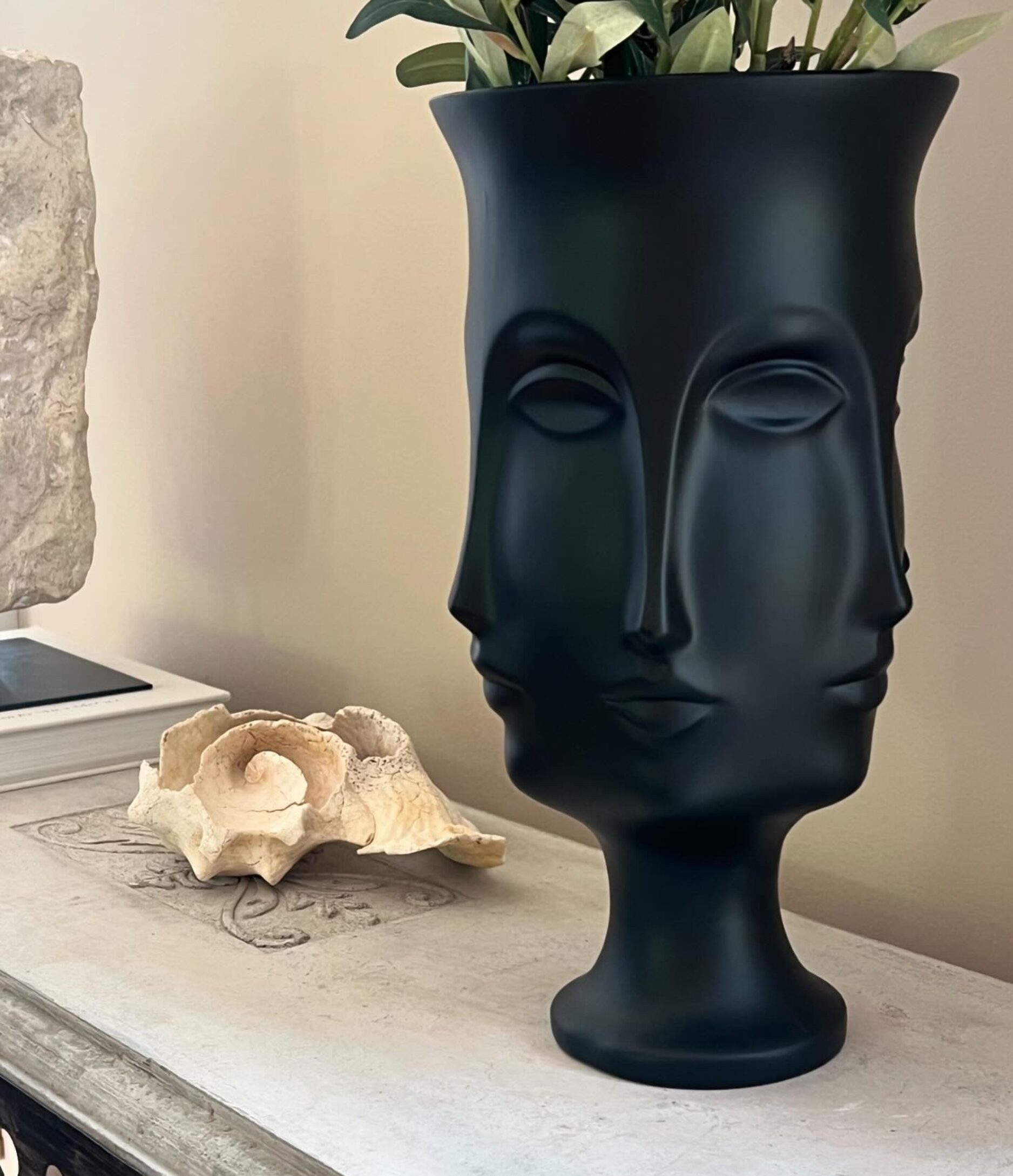 Faces Statue Interior Design Decor